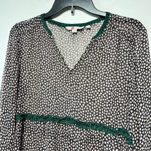 Boden Talise Sheer Tunic Top in Milkshake Petal 8 - Picture 8 of 12